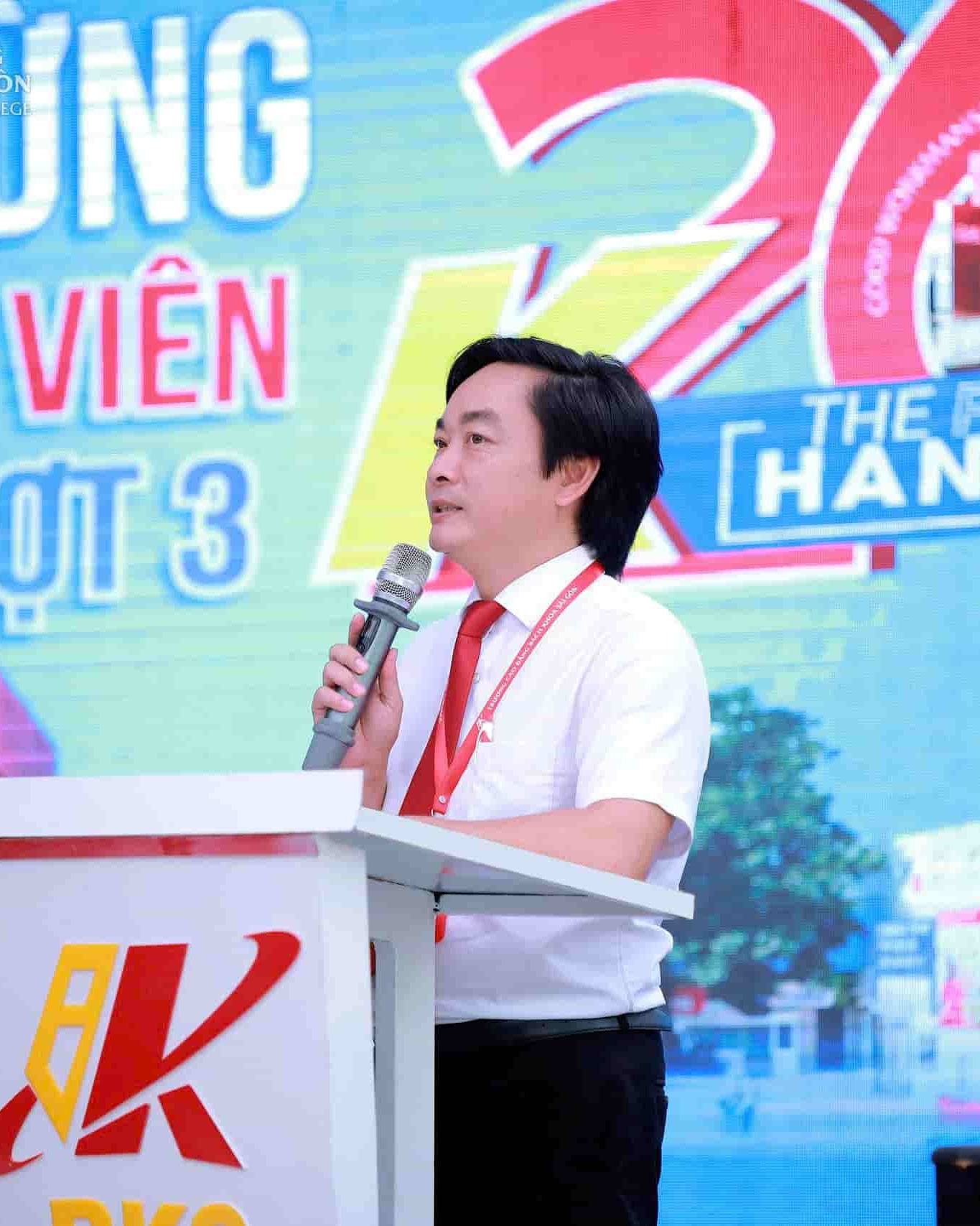 TS. Hoàng Văn Phúc - Hiệu trưởng Trường CĐ Bách Khoa Sài Gòn