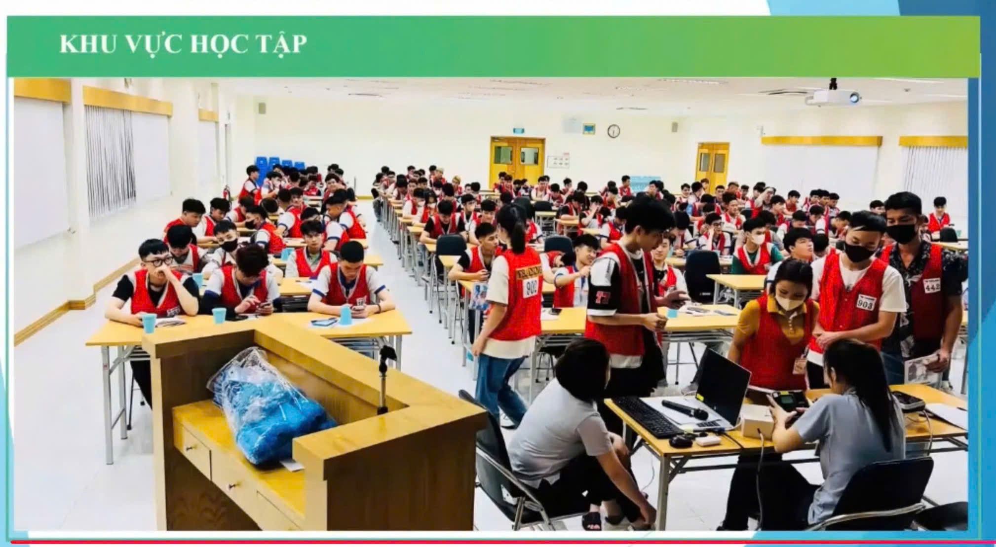 Khu vực học tập và kiểm tra sinh viên